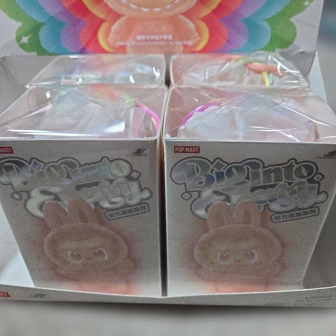 POP MART Big into Energy ぬいぐるみ4個入り/ラブブ