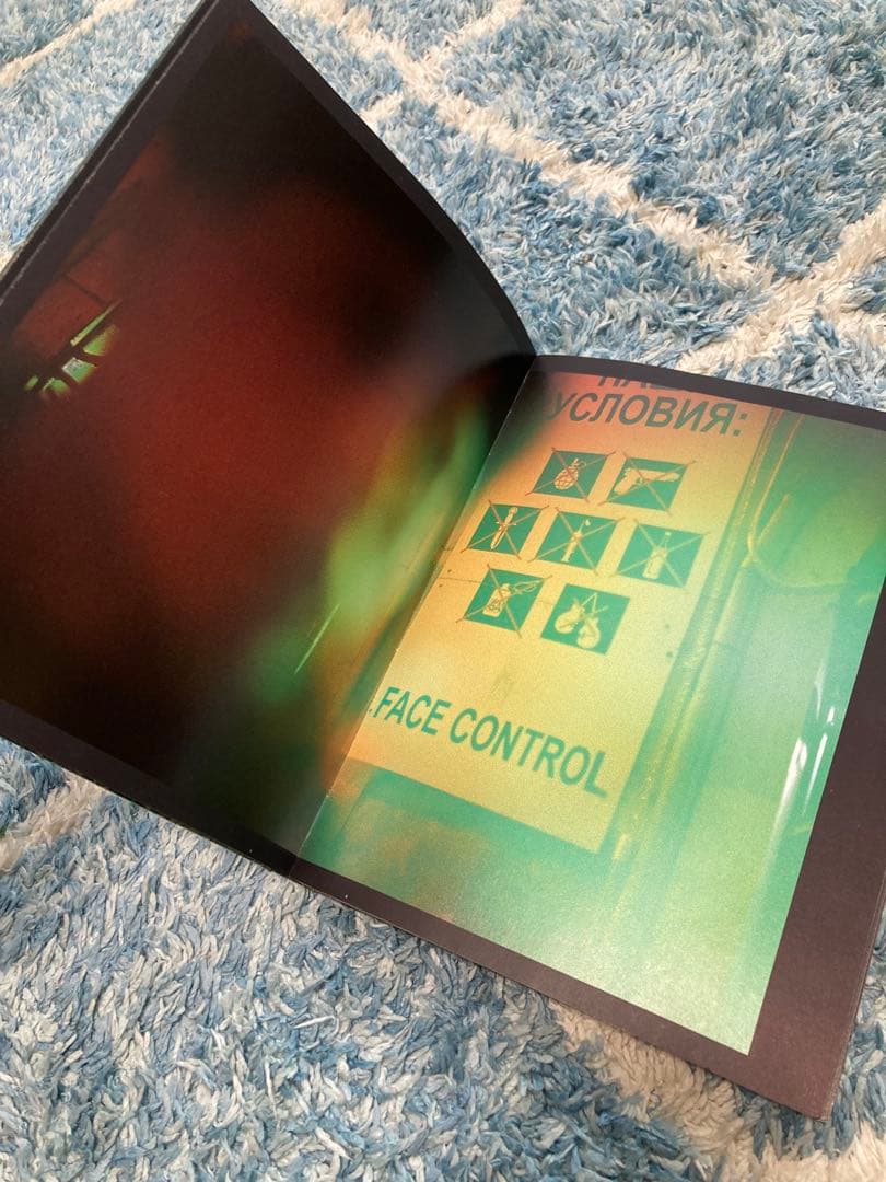 SATELLITES Jonas Bendiksen 写真集初版　マグナムフォト