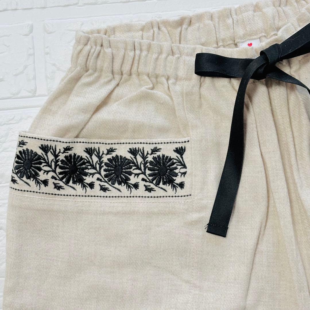 【新品】ナルエー コットン フランネル 刺繍 パジャマ M〜L ベージュ