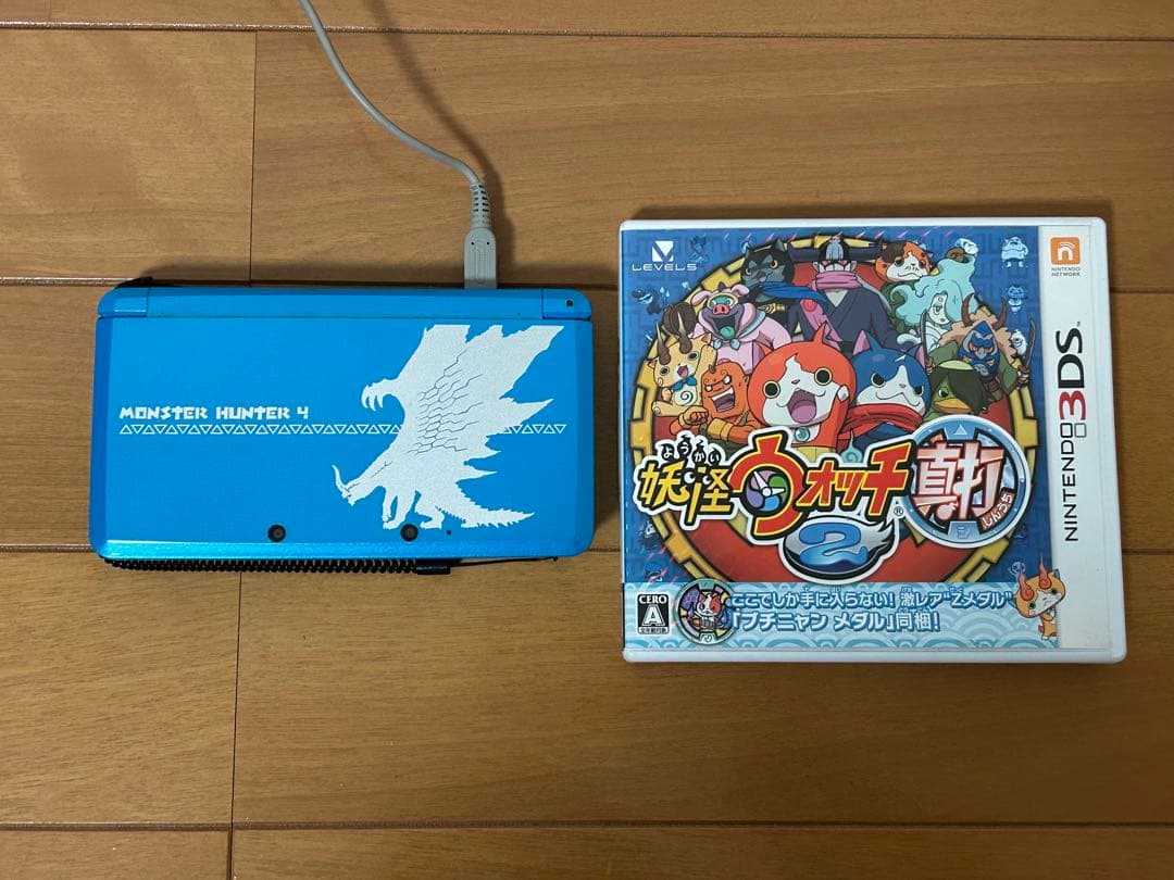 ニンテンドー3DS モンスターハンター4パック ※動作確認済み