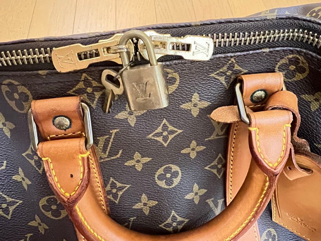 LOUIS VUITTON ルイヴィトン モノグラム キーポル45