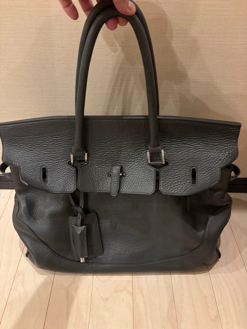 【たか】ペッレモルビダ　フラップボストンバッグ