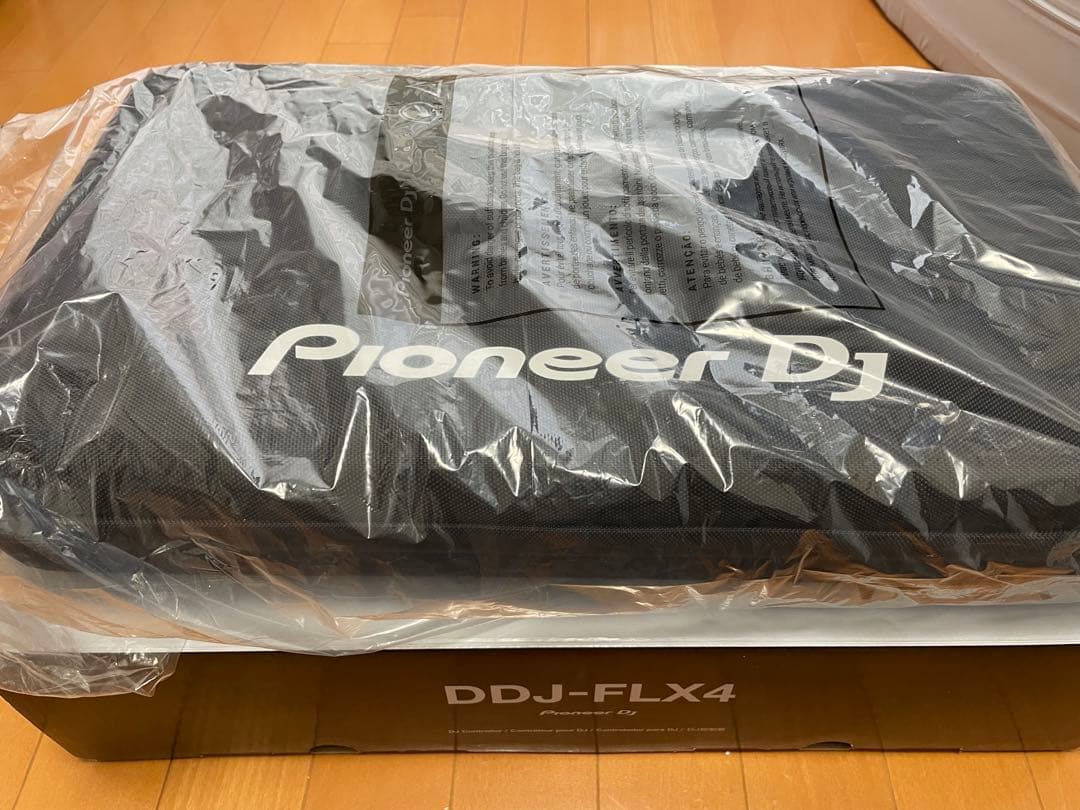 価格値下　ほぼ新品　Pioneer DJ DDJ-FLX4本体+専用ケース