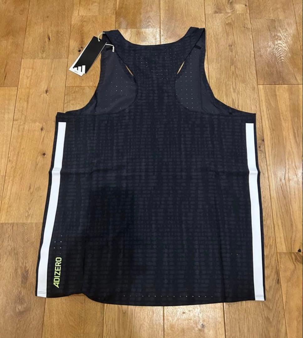 adidas ADIZERO ランニングシングレット