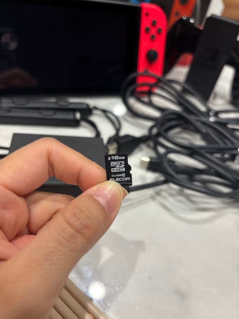 【★期間限定値下】【美品】Nintendo Switch 本体 microSD付